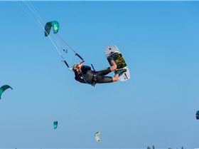 Kitesurfing