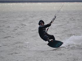Kitesurfing