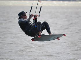 Kitesurfing