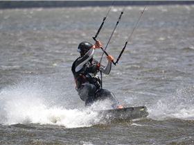 Kitesurfing