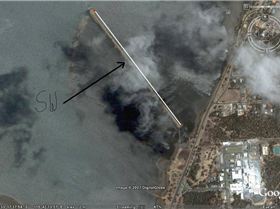 where i kite because no one wonts to spen 20m riding up wind to it it is sick 800m long all to my se