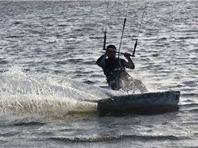 Kitesurfing