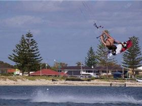 bradley melville pushing it on the new flexifoil fusion 2