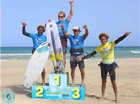 37789997 1004999379662181 543012427470471168 o