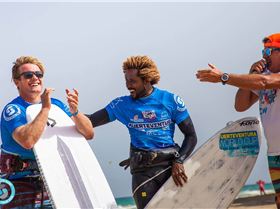 37829993 1005257682969684 2797656759341154304 o