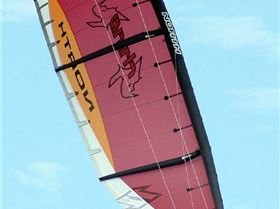 Kitesurfing the sandbar at Safety Bay