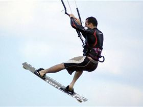 Kitesurfing the sandbar at Safety Bay