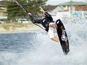 Kitesurfing the sandbar at Safety Bay