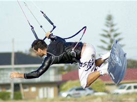 Kitesurfing the sandbar at Safety Bay