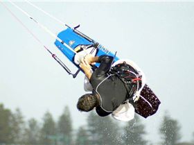 Kitesurfing the sandbar at Safety Bay