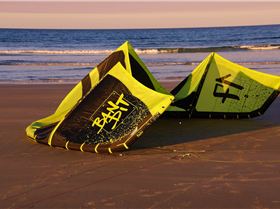 17m Light winds 8-10kts