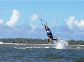 Ang,Jase at Shearwater, just stretchin