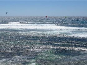 The lineup,  Dec 29th 2007. 27-35knots