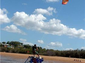 aussie flag on da 5th line