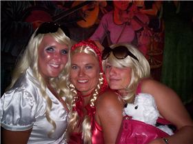 hollywood dressup night