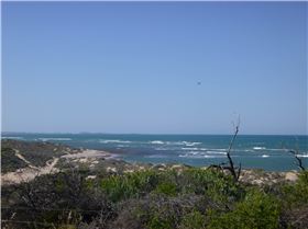 Geraldton oakagee bay .... not here for a port