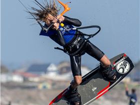 Kitesurfing