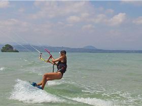 Kitesurfing Indonesia