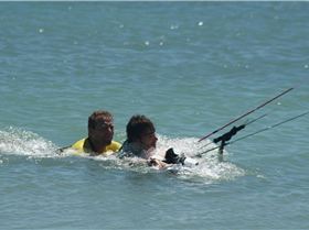 Kite X - Matthias rescuing Ian