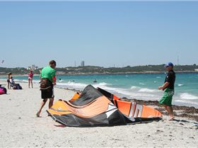 Kite X - Graham and Grant setting up