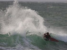 Kitesurfing