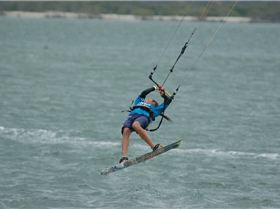 Girls in action at the 2008 Freestyle Nats at Elliott Heads