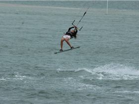 Girls in action at the 2008 Freestyle Nats at Elliott Heads
