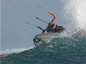 Kitesurfing