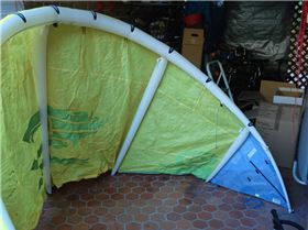 Old kite, whats this?