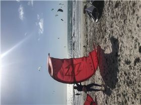 Kitesurfing