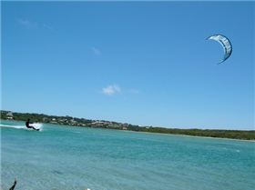 Simon Peters Airush Halo 10