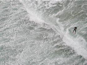 25 to 37 knots Boat Harbour 9m 2009 Griffin