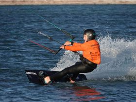 Kitesurfing