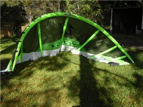 12m North Rhino '05 For Sale