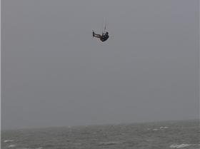 8m ripper 20-30 knots