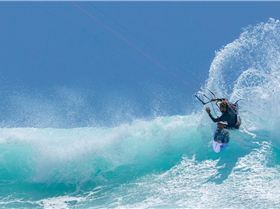 NeoDuotoneKiteboardingproductpageheader