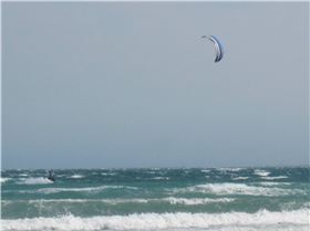 On a 4.5 m Flysurfer in Strong Wind on 25 Feb 07