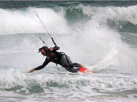 Kitesurfing