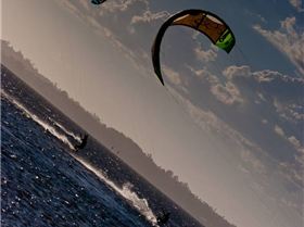 Kitesurfing