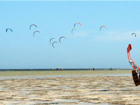 Kitesurfing