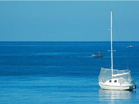 Sea Breeze comin' in Safety Bay 10.15am