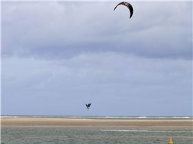 Kitesurfing