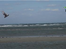 Kitesurfing
