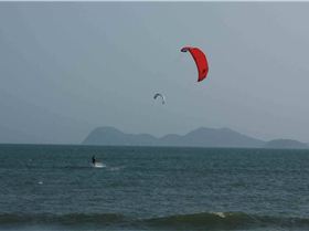 Kitesurfing