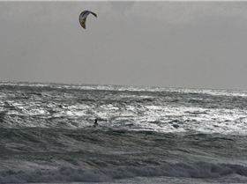Kitesurfers 28JUN09 (46)