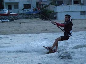 Kitesurfing