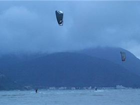 Kitesurfing