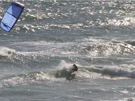 Kitesurfing