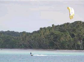 Kitesurfing