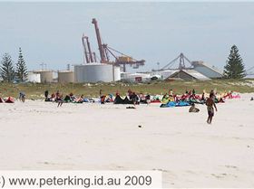 WAKSA redkite first busload at Leighton